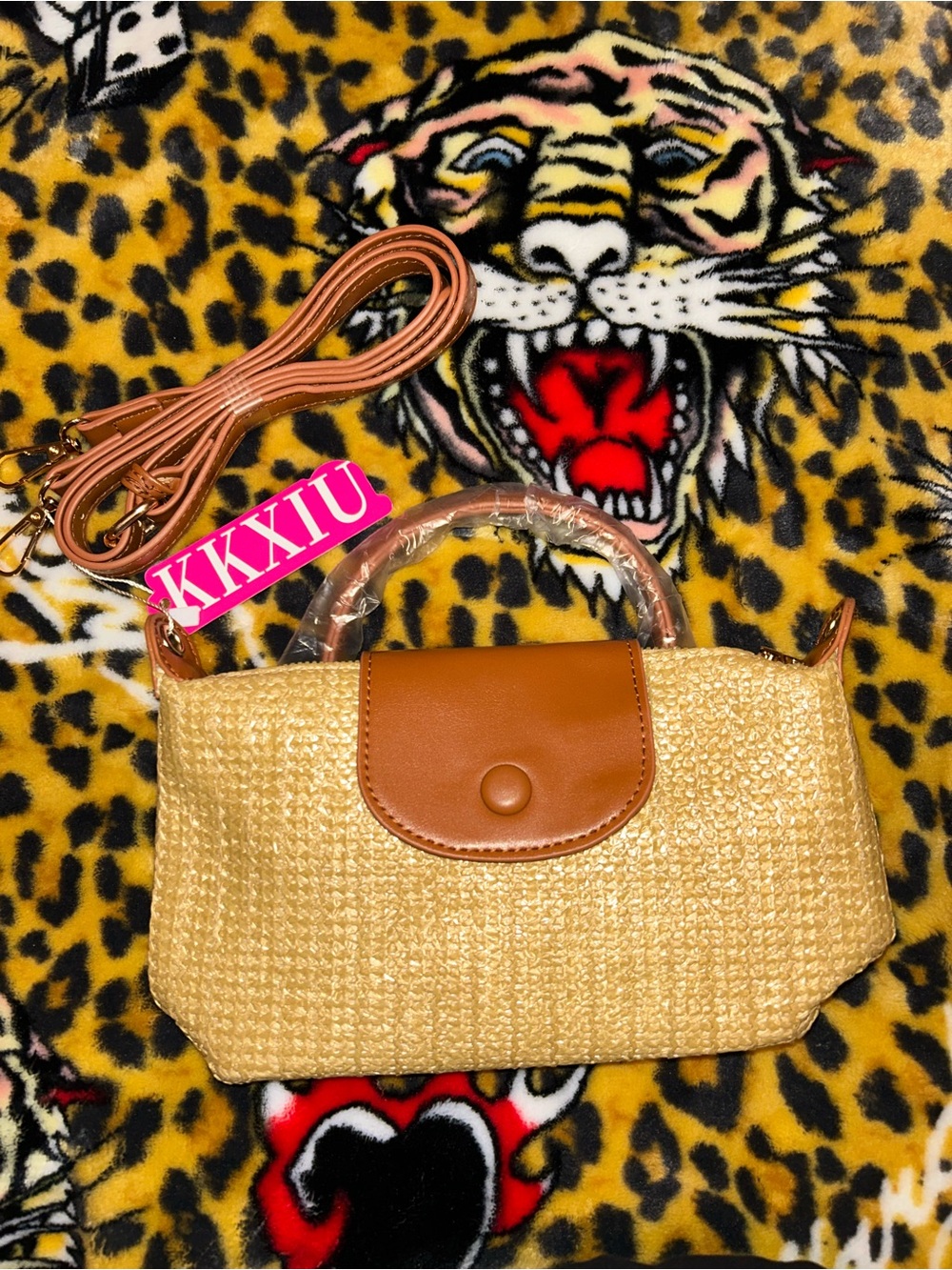 KKXIU Straw Crossbody Bag with Tan Leather Flap